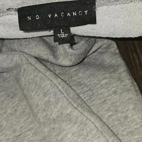 No Vacancy Wide Leg High Waisted Side  Leg Zipper Accent‎ Gray Leggings SZ L - Picture 10 of 12